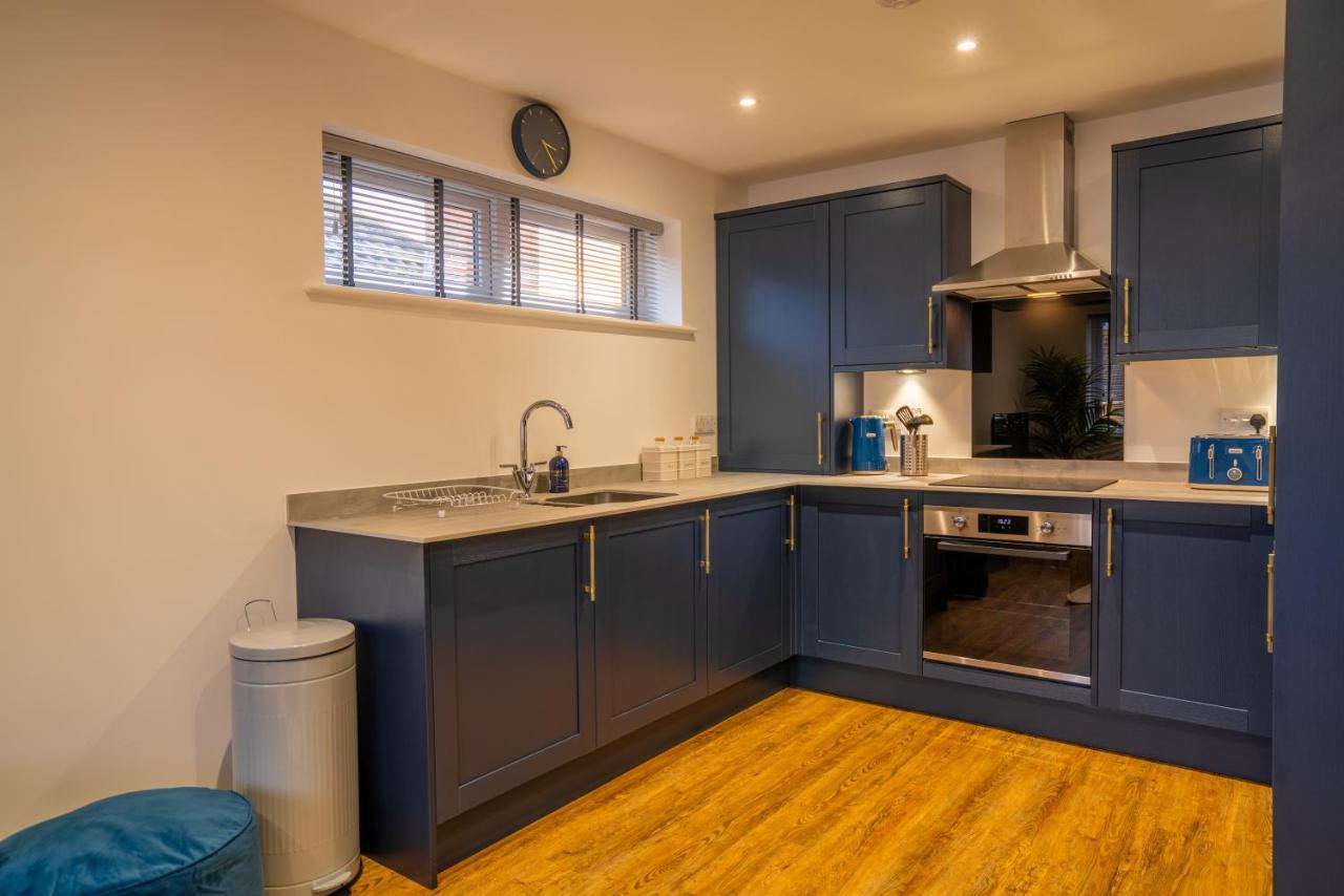 Mill Road Apartment First Floor Crawley  Esterno foto